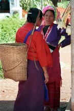 to Jpeg 73K Silver Palaung woman talking to another woman (it is not clear what ethnic group she is from) at Kalaw market, Shan State