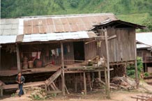 to 90K Jpeg House in Pein Ne Bin, a Silver Palaung village near Kalaw in northwestern Shan State. The house will probably house more than one family.