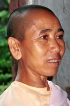 to 54K Jpeg A buddhist nun in the Silver Palaung village of Pein Ne Bin village near Kalaw, soutwestern Shan State.