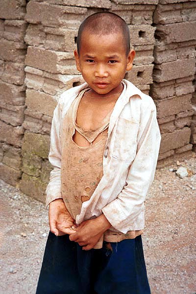 73K Jpeg Silver Palaung boy in Pein Ne Bin village near Kalaw, southwestern Shan State