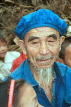 Jpeg 30K Old Miao man - Chang Tion village, Cheng Guan township, Puding county, Guizhou province 0010w33.jpg