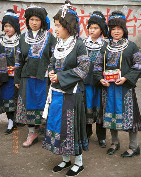 Black Miao girls dressed in their festival finery - Dai Lo village, Shi Zi township, Ping Ba county, Guizhou county 0010z14.jpg