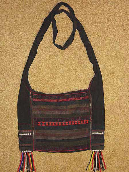 44K Jpeg  Hani embroidered and trimmed bag, Menghai county, Yunnan province, southwest China