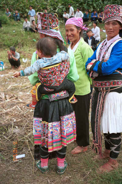 White Miao women and baby, Ma Wo village, Zhe Lang township, Longlin county, Guangxi province 0010k10.jpg