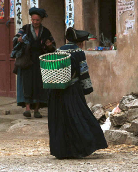 Two old Bouyei women - Shitou village, Huanggousu township, Zhen Nin county, Guizhou province 0010u07.jpg