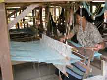 to Jpeg 56K Weaving at Baan Rai Pai Ngarm textile museum 3361