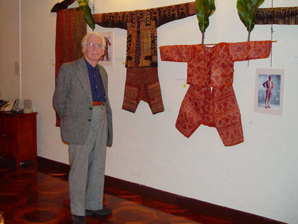 72K Jpg Dr Peter Reimann in front of a group of abaka textiles from Mindanao. Photo taken at the opening reception held in the evening of February 4, 2008 for the exhibition of Filipino textiles from the collection of Myunghee & Peter Reimann as exhibited at the Philippine Centre, Philippine Consultate General, New York from February 4-15, 2008. 