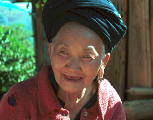 An old Yao lady - she said that she was in her eighties - in a village in the hills around Chiang Rai 8812q17.jpg