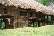 to 49K Jpeg 9511A06 A house in Luong village on the road from Sa Pa to Lao Cai town, Lao Cai province. 